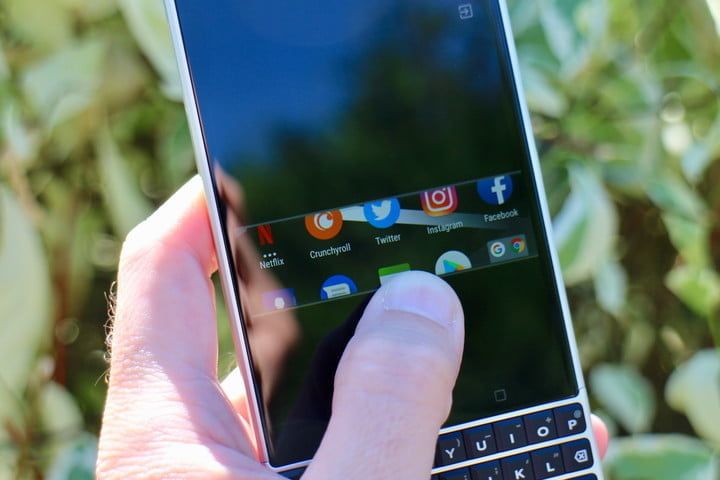 как использовать blackberry Privacy Shade Key2