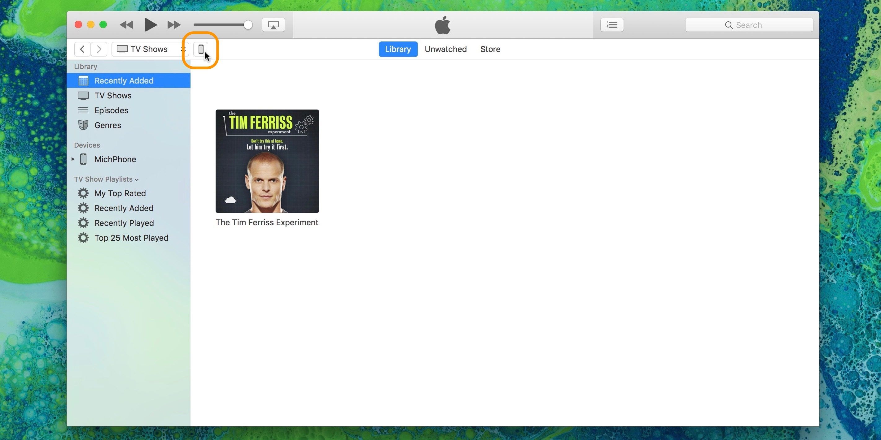 Изображение, показывающее iTunes до того, как iPhone Summary будет выбрана или активна